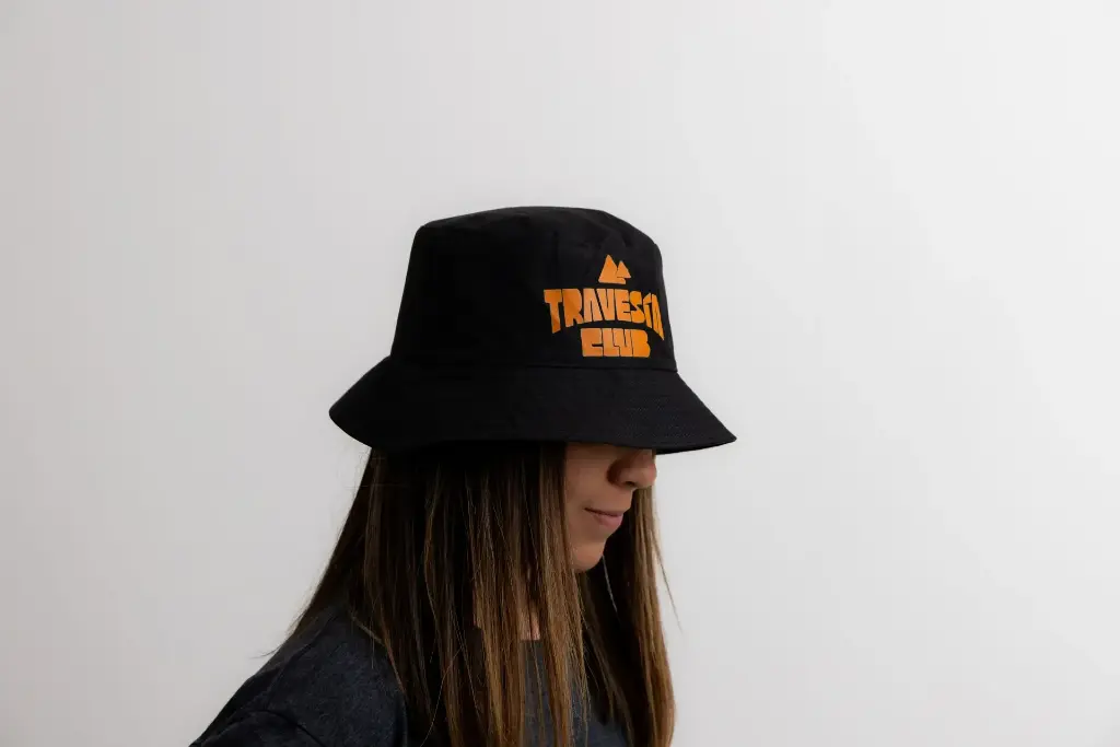 Bucket Hat - Estilo y Protección en Cada Travesía